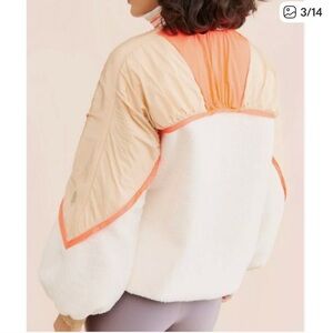 FREE PEOPLE MOVEMENT WILD AND FREE FLEECE JACKET WOMEN SIZE xs